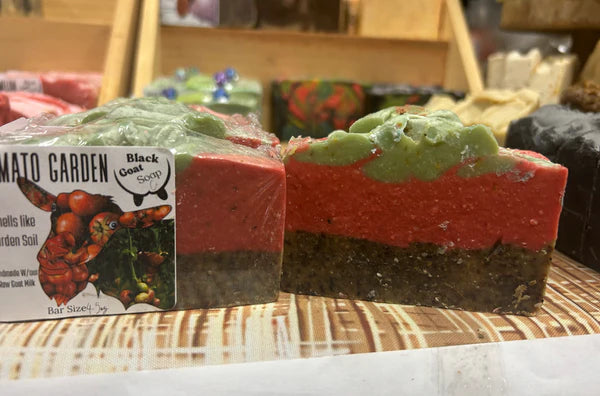 Garden tomato Has fresh Tomato in the soap